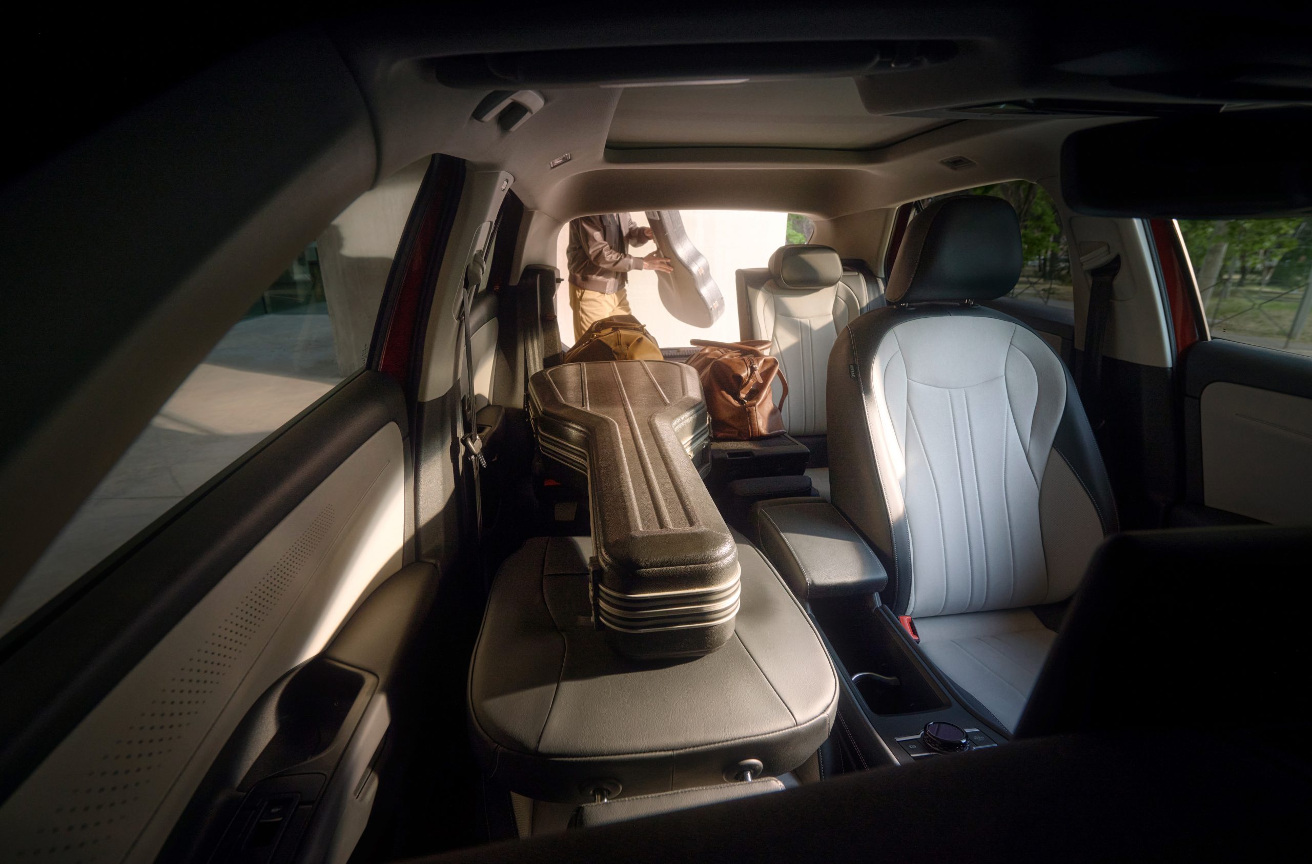 VW_T_ROC_TC_1294_Trunk_Passenger_Seat_STYLE